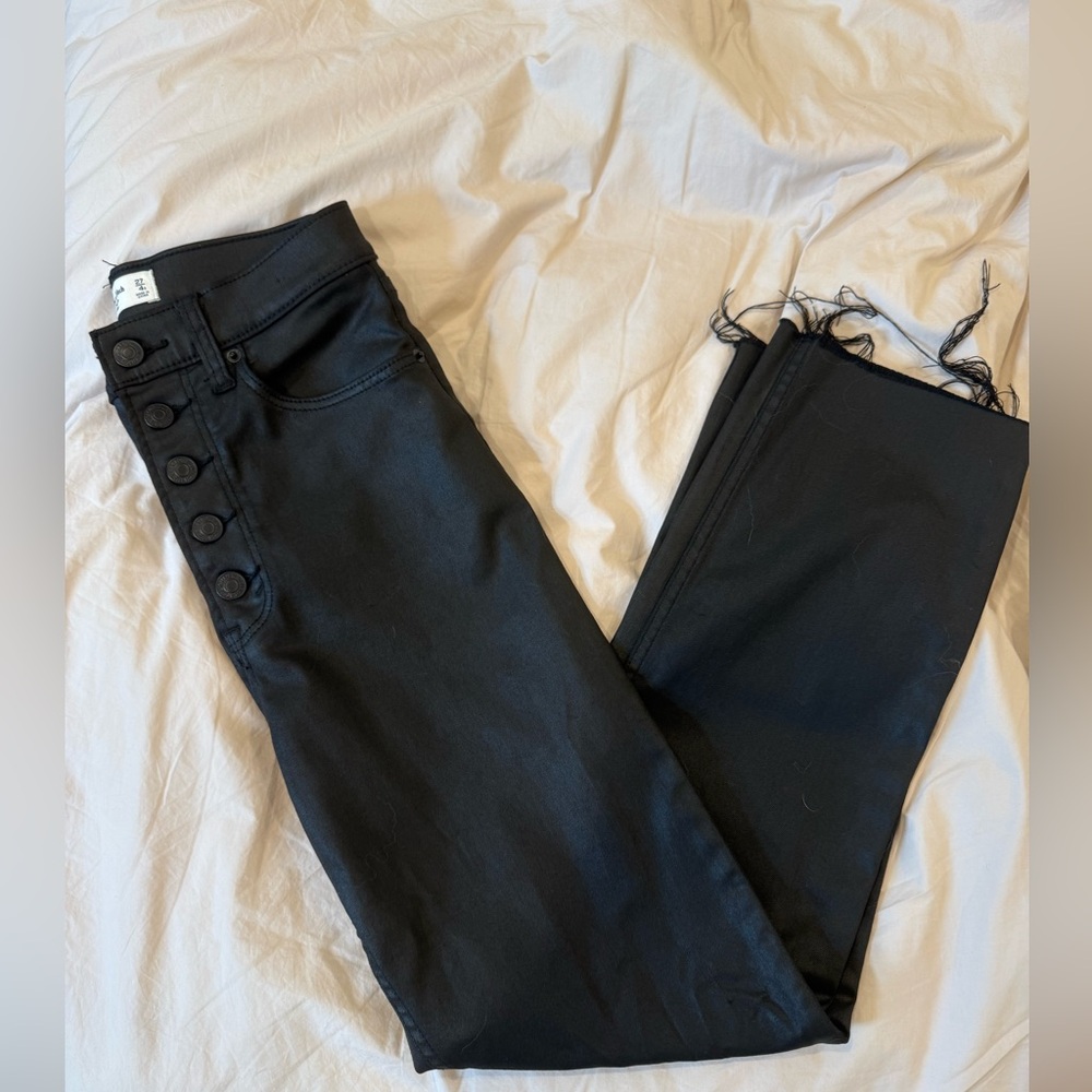 Abercrombie - Black Ultra High Rise Ankle Straight black jeans